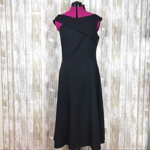 Metisu Dresses & Skirts - NWT Metisu black midi one off shoulder dress XL